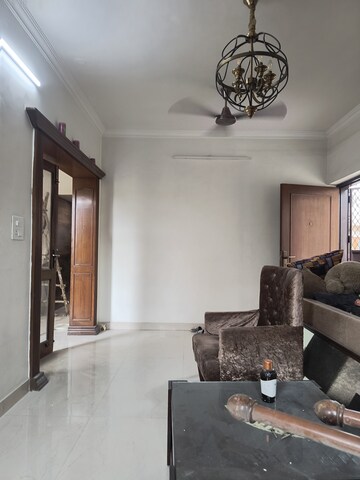 Living Room in 2 BHK Apartment at Sarita Vihar – for Rent