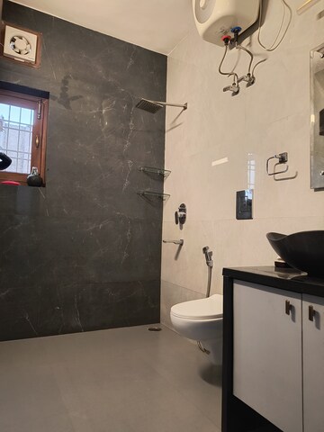 Attached Bathroom in 2 BHK Apartment at Sarita Vihar – for Rent