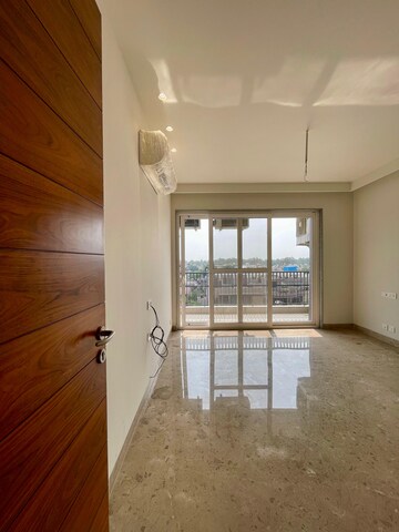 Room in 3 BHK Builder Floor at Sector 7 – for Sale