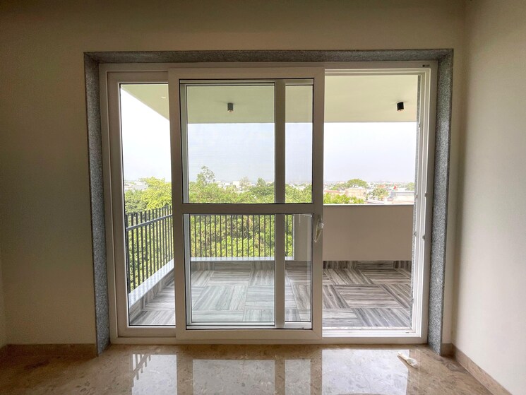 Room, sector 7 3 Bedroom 2650 Sq.Ft. Builder Floor In Sector 7 Panchkula 8902968