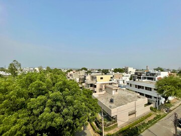 3 BHK Builder Floor – Exterior View View at Sector 7 - for Sale