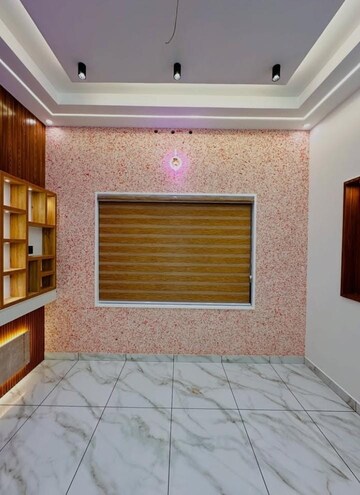 Bedroom in 2 BHK Builder Floor at Sector 37 – for Rent
