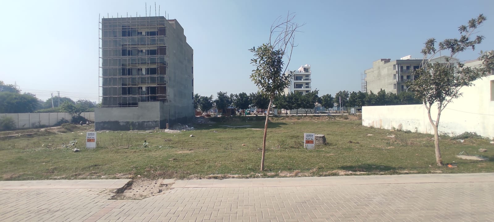 Plot For Sale in Parklands