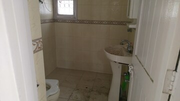 Bathroom in 3 BHK Apartment at Shalimar Nest, Vasant Kunj – for Rent