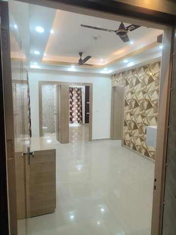 Room in 2 BHK Apartment at Windsor Paradise 2, Raj Nagar Extension – for Sale