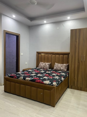 Bedroom in 1 RK Builder Floor at Sushant Lok I – for Rent
