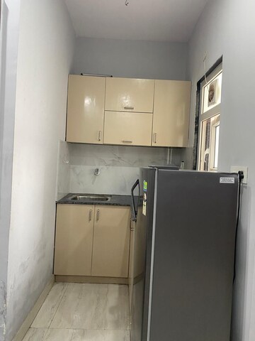 Furnished Amenities in 1 RK Builder Floor at Sushant Lok I – for Rent