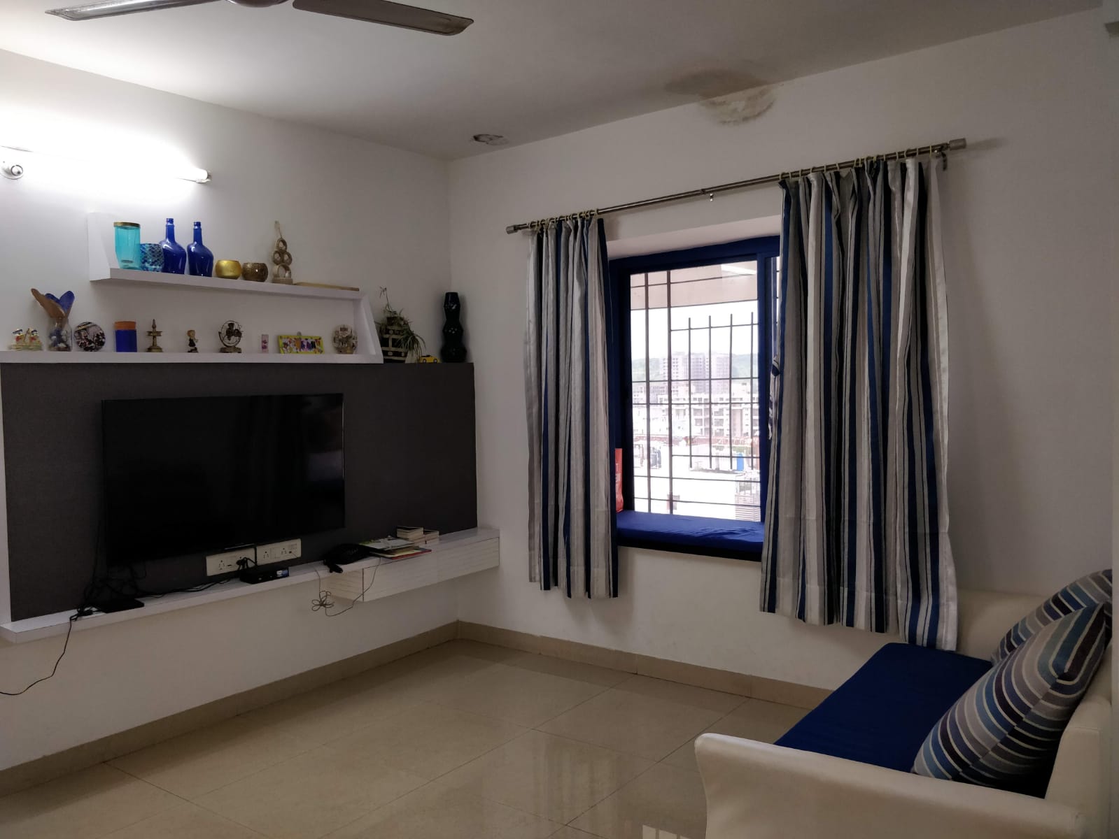 2 BHK Apartment For Rent in Paranjape Camellia Apartment