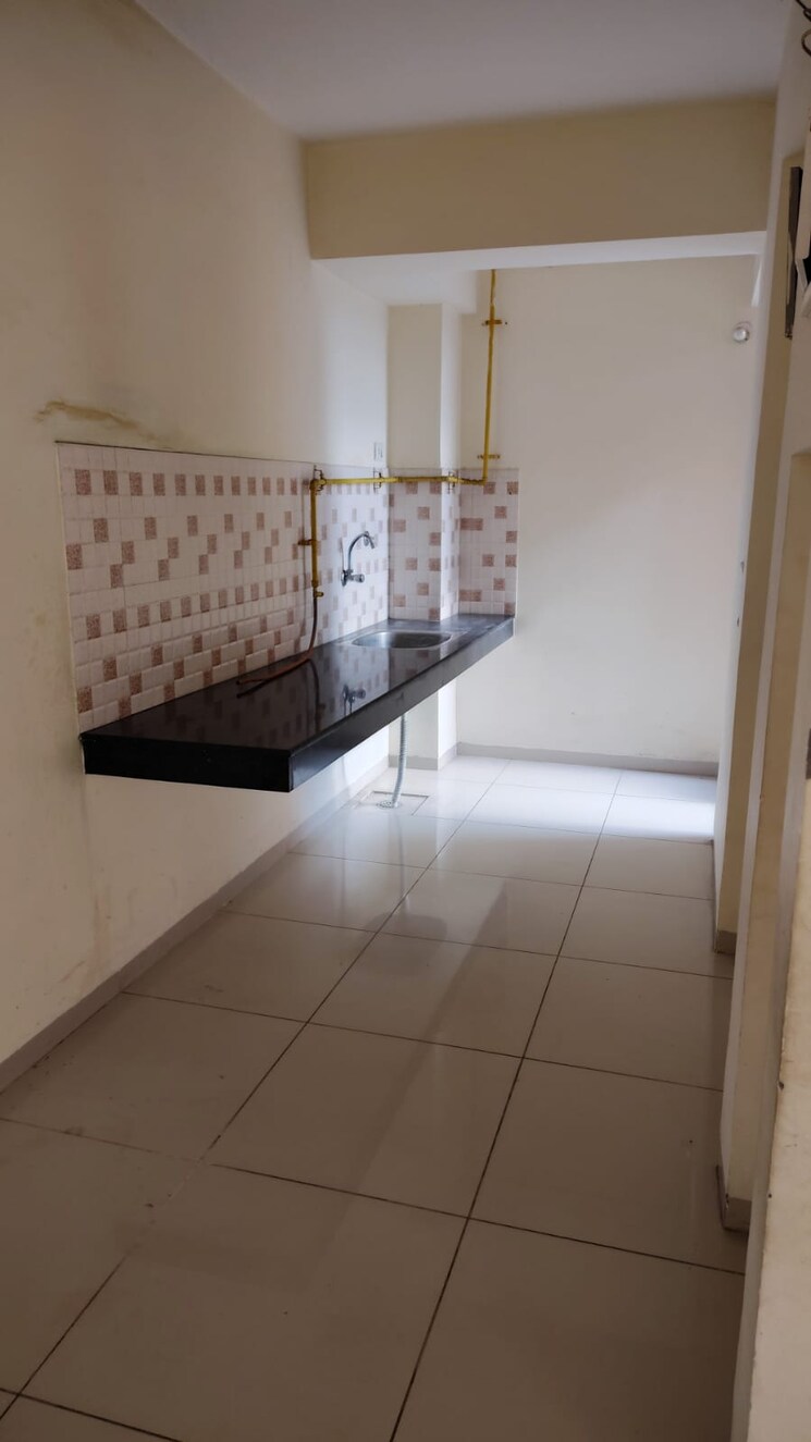 Kitchen, wave-dream-homes 2 Bedroom 840 Sq.Ft. Apartment In Wave City Ghaziabad 8903058