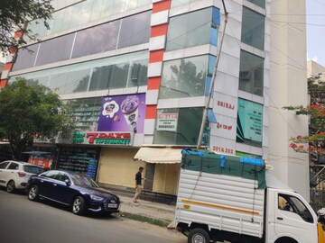  Showroom For Sale in Kasturi Nagar