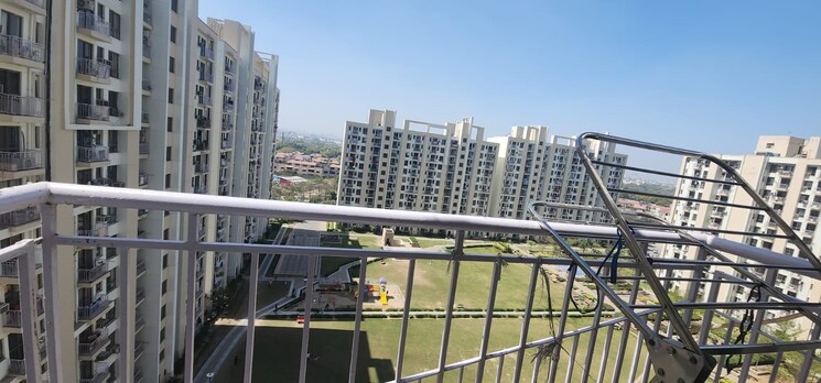 Exterior View, unitech-the-villas 3 Bedroom 2200 Sq.Ft. Builder Floor In Sector 33 Gurgaon 8903074