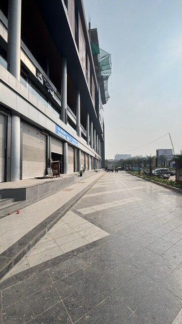  Shop – Exterior View View at Vinode Vantage Capital, Hinjewadi - for Sale