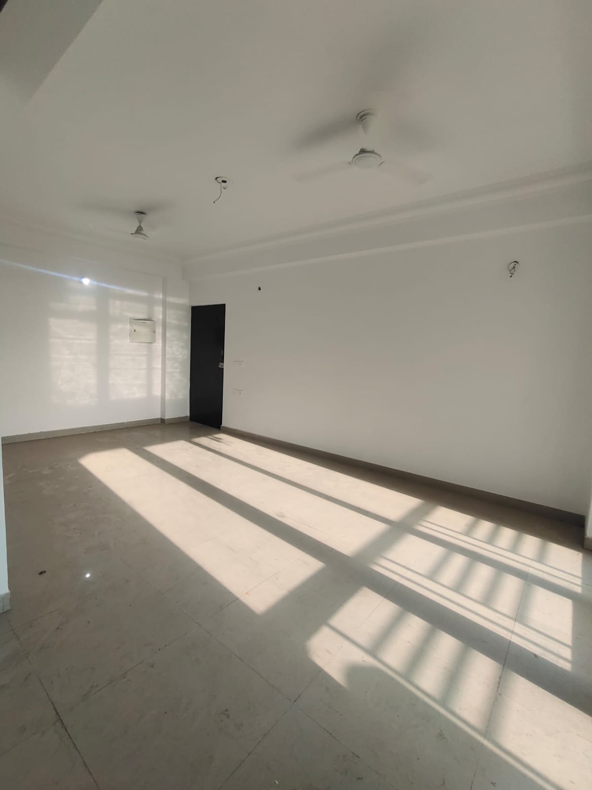 4 BHK + Extra Room 2200 Sq.Ft. Apartment in Ramprastha Pearl Court