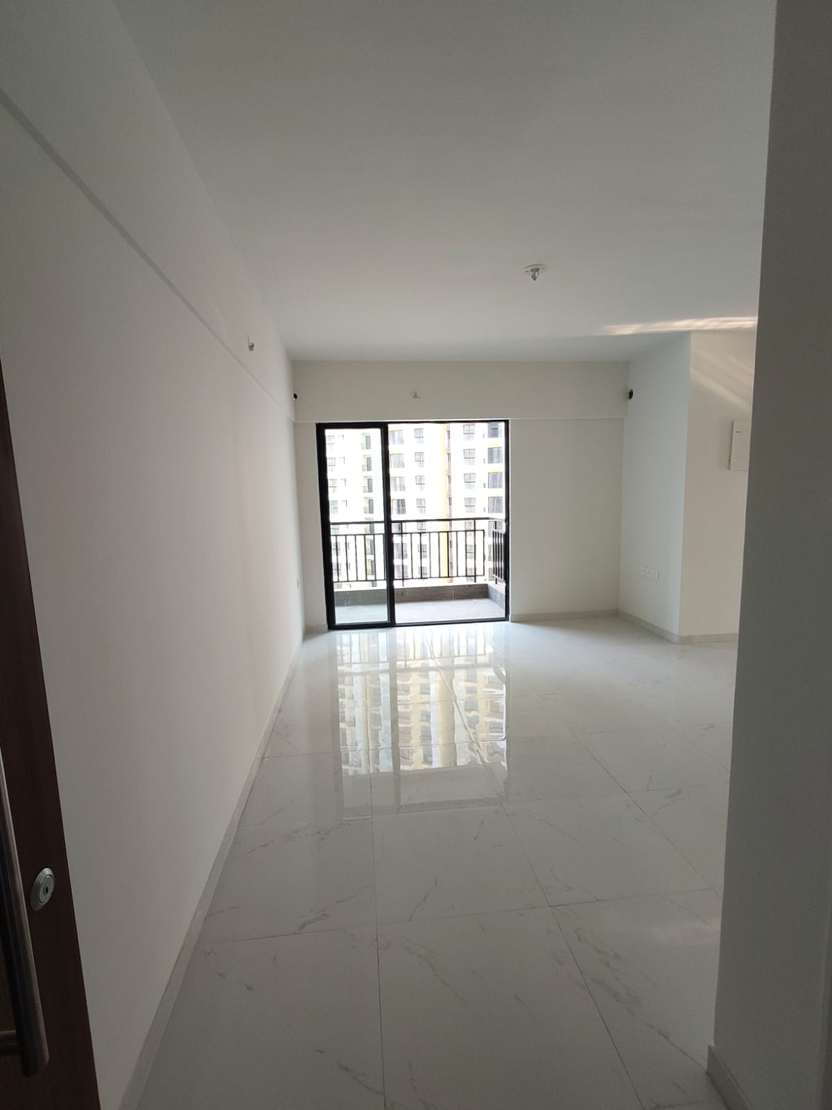 3 BHK + Pooja Room,Study Room 908 Sq.Ft. Apartment in Runwal Gardens Phase 2