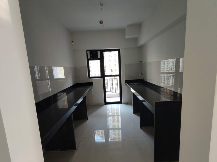 Kitchen, runwal-gardens-phase-2 3 Bedroom 908 Sq.Ft. Apartment In Dombivli East Thane 8903136
