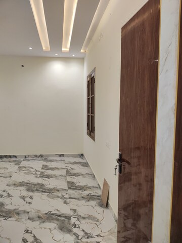 Room in 3 BHK Villa at Indira Nagar – for Sale