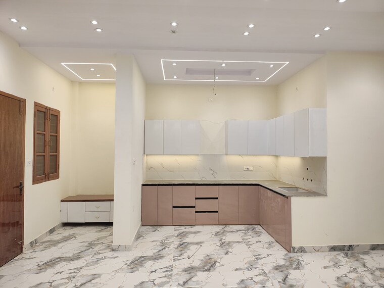 Kitchen, indira nagar 3 Bedroom 1500 Sq.Ft. Villa In Indira Nagar Lucknow 8903286