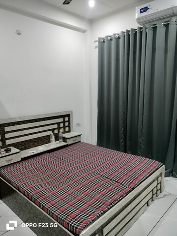 Bedroom in 1 BHK Builder Floor at Gomti Nagar – for Rent