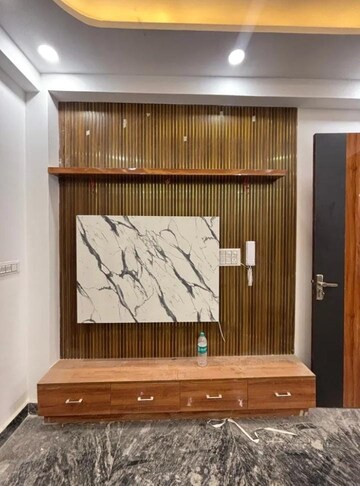 Furnished Amenities in 4 BHK Builder Floor at Sector 31 – for Sale