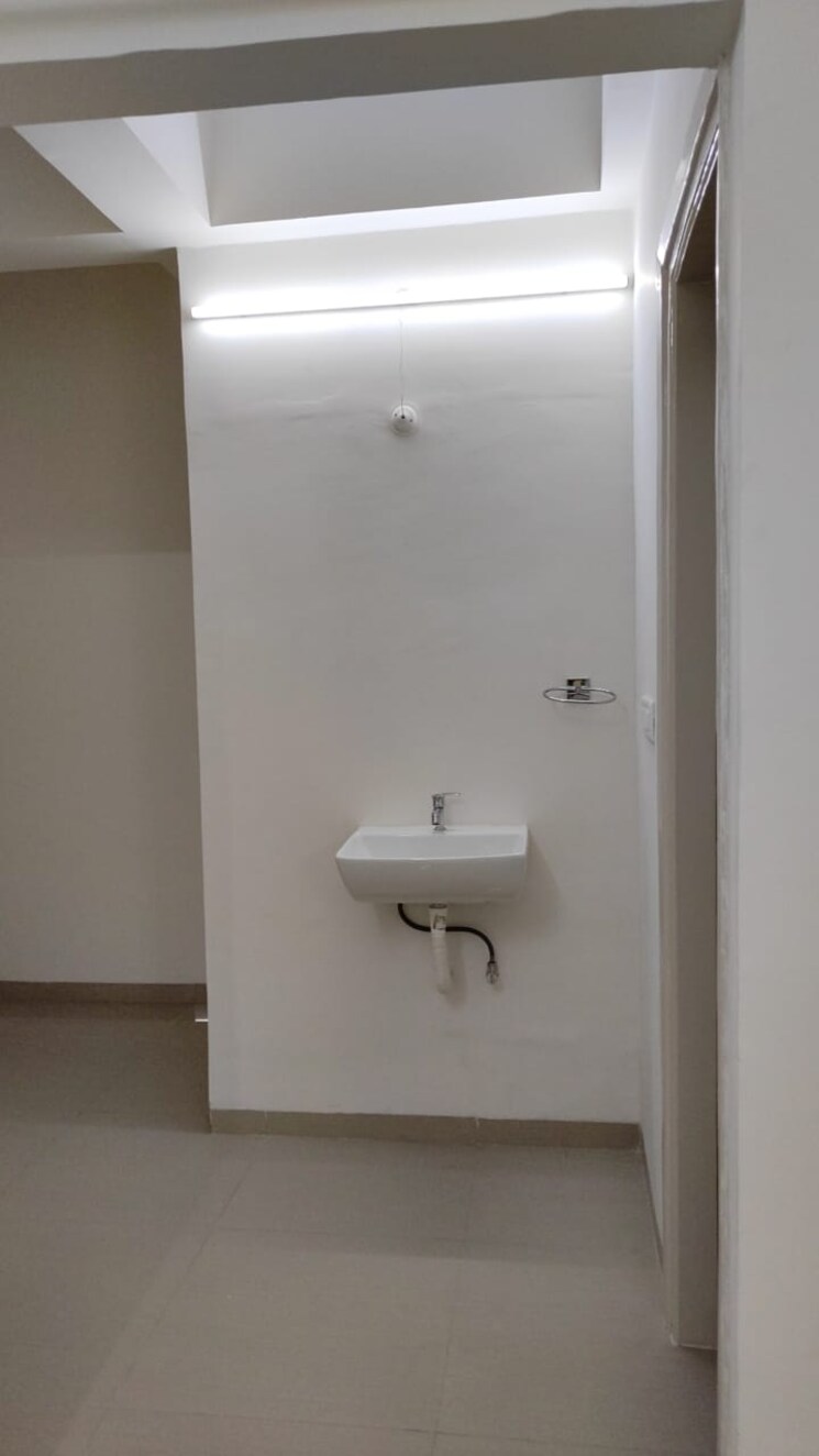 Bathroom, ida scheme no 140 3 Bedroom 1816 Sq.Ft. Apartment In Ida Scheme No 140 Indore 8903281