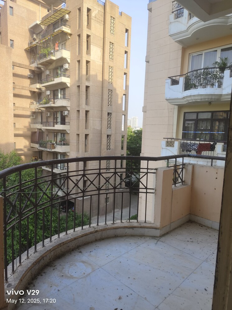 Balcony, technocrat-cgh-society 3 Bedroom 2150 Sq.Ft. Apartment In Sector 56 Gurgaon 8903311