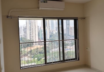 Room in 2 BHK Apartment at MP Pandurangwadi Laxmi Niwas CHS, Goregaon East – for Rent