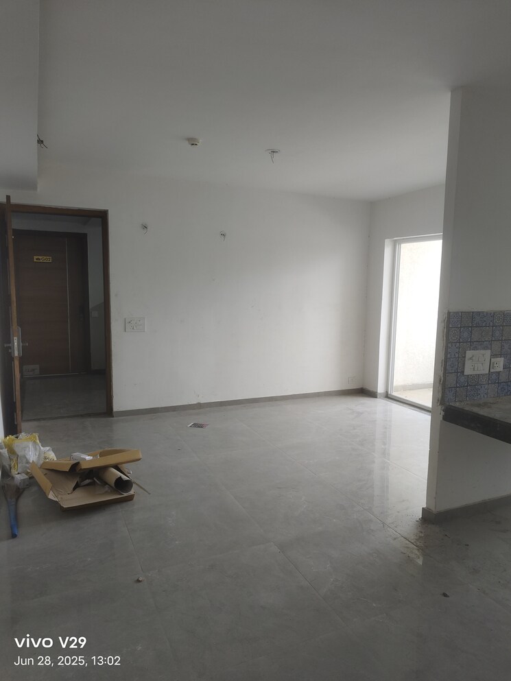 Room, tulip-yellow 3 Bedroom 1704 Sq.Ft. Apartment In Sector 69 Gurgaon 8903342