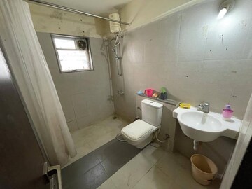 Attached Bathroom in 2 BHK Apartment at Viman Nagar – for Rent