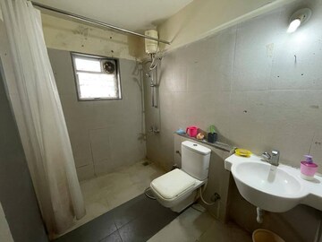 Attached Bathroom in 2 BHK Apartment at Viman Nagar – for Rent