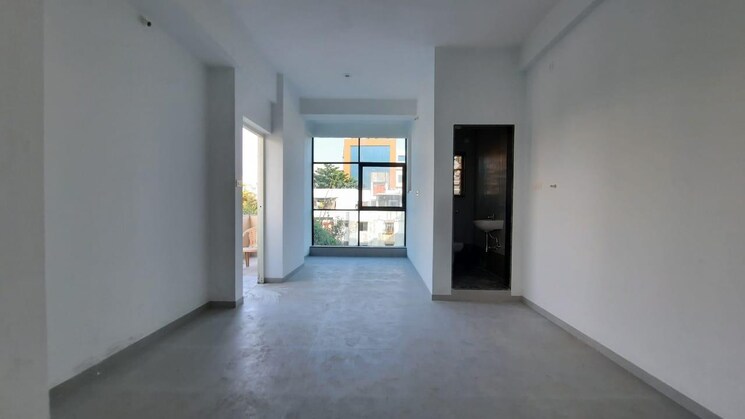 Room, baner Commercial Office Space 1975 Sq.Ft. In Baner Pune 5692744