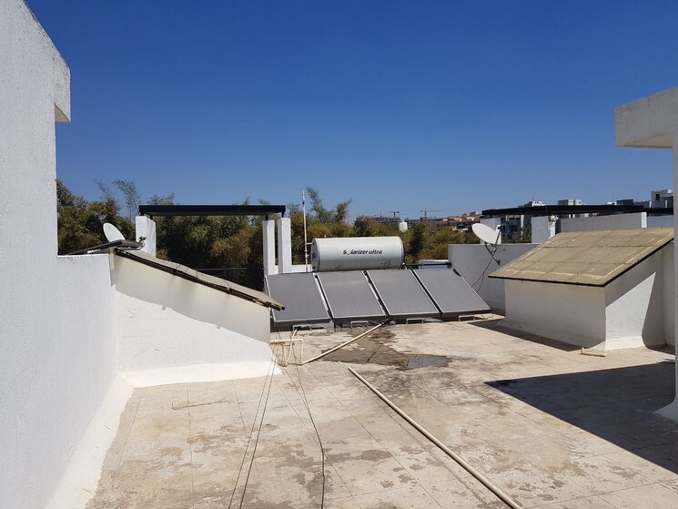 Balcony, nakshatra-villas 4 Bedroom 3600 Sq.Ft. Villa In Marathahalli Bangalore 8903461