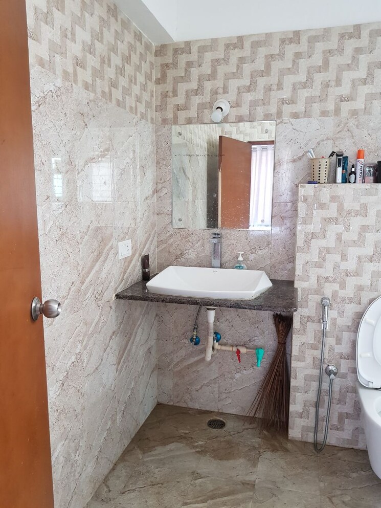 Bathroom, nakshatra-villas 4 Bedroom 3600 Sq.Ft. Villa In Marathahalli Bangalore 8903461