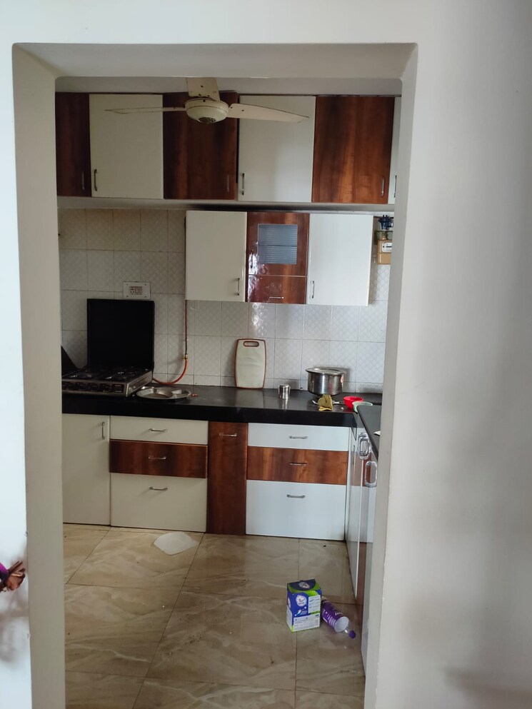 Kitchen, sarah-enclave-viman-nagar 2 Bedroom 1500 Sq.Ft. Apartment In Viman Nagar Pune 8903480