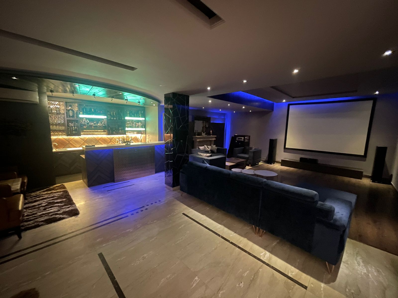 4 BHK + Servant Room 4152 Sq.Ft. Apartment in Central Park The Orchard