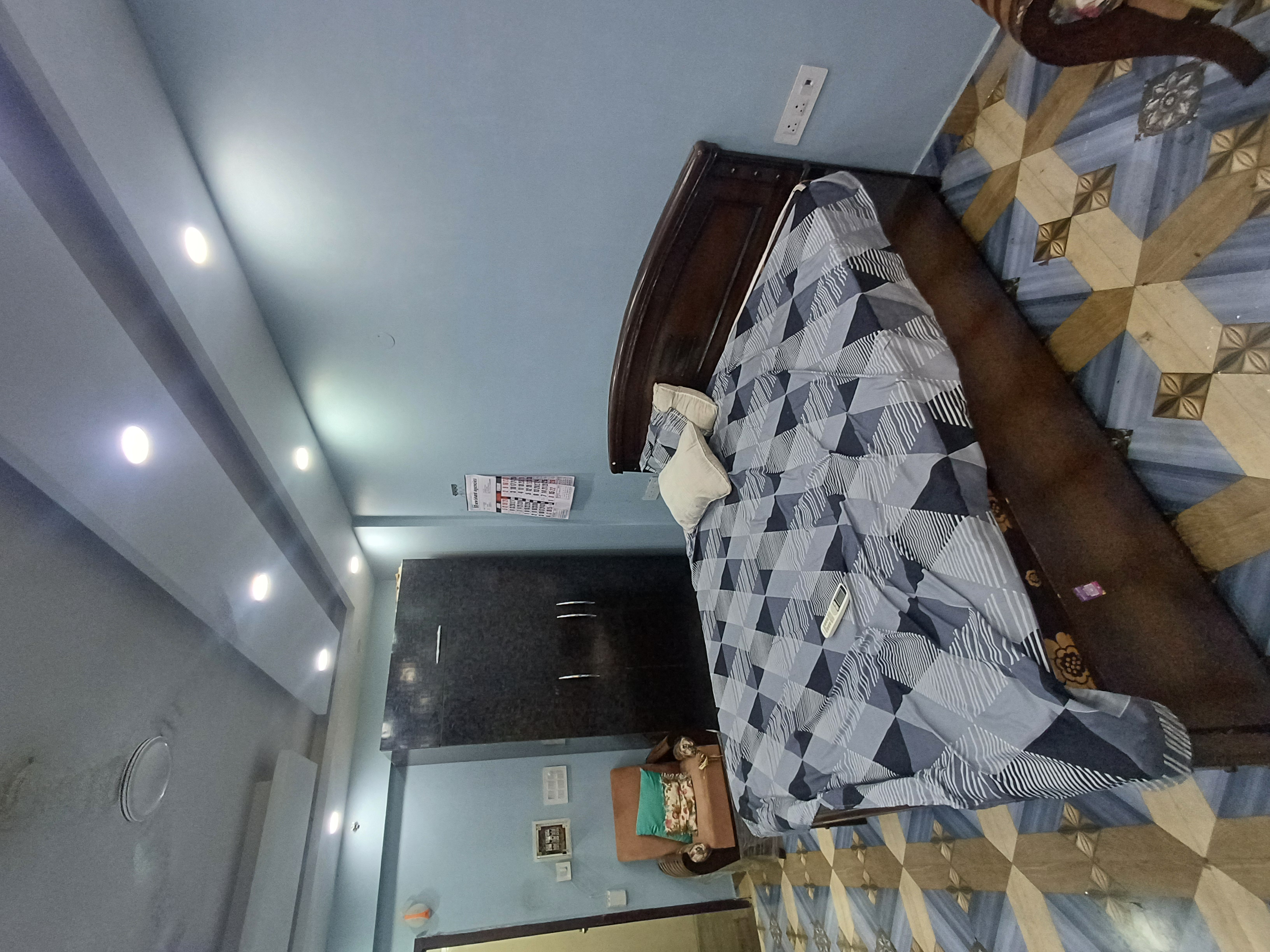 StudioApartment For Rent in DLF Midtown Plaza