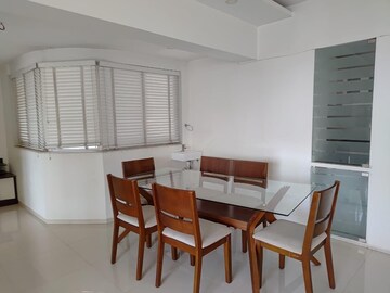 2 BHK Apartment For Rent in Peninsula Ashok Towers, Parel