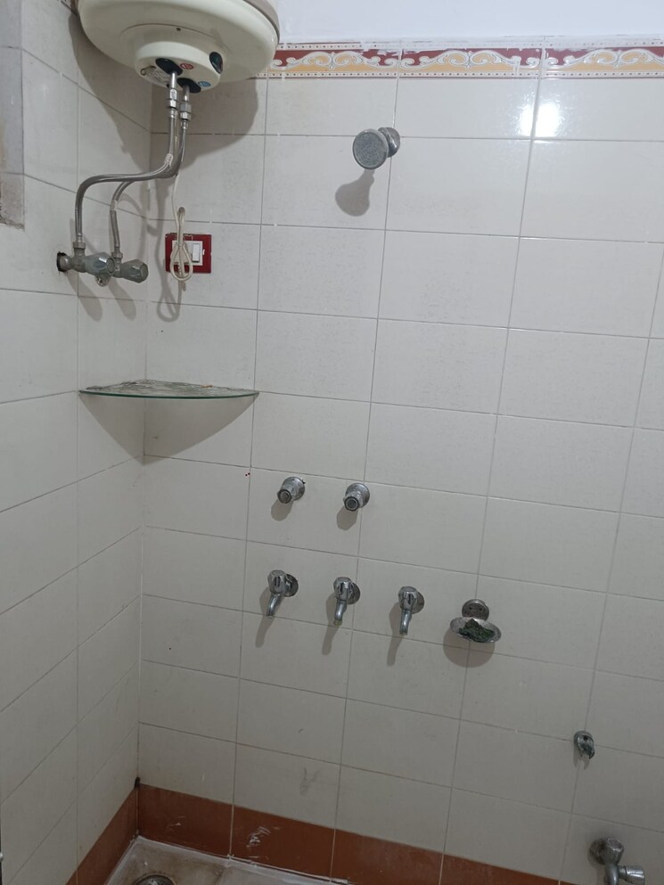 Bathroom, gomti nagar 2 Bedroom 1280 Sq.Ft. Independent House In Gomti Nagar Lucknow 8903634