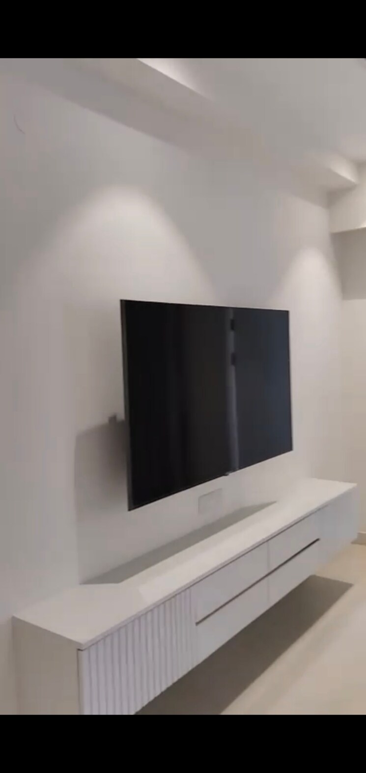 Room, emaar-the-palm-drive-the-sky-terraces 2.5 Bedroom 1200 Sq.Ft. Builder Floor In Sector 66 Gurgaon 8903705