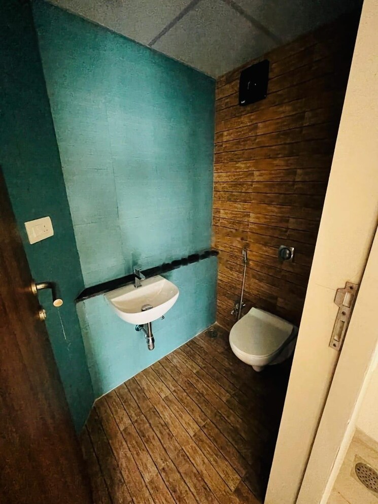 Bathroom, lodha-quality-home-tower-2 1 Bedroom 318 Sq.Ft. Apartment In Majiwada Thane 8903652