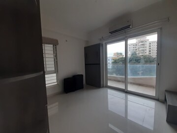 Room in 5 BHK Apartment at Lapis Lazuli Apartment, Koregaon Park – for Sale