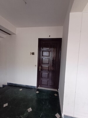 Room in 2.5 BHK Apartment at Apex Athena, Sector 75 – for Sale