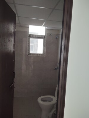 Building Lobby in 2 BHK Apartment at Signature Global Proxima Phase 2, Sector 89 – for Sale