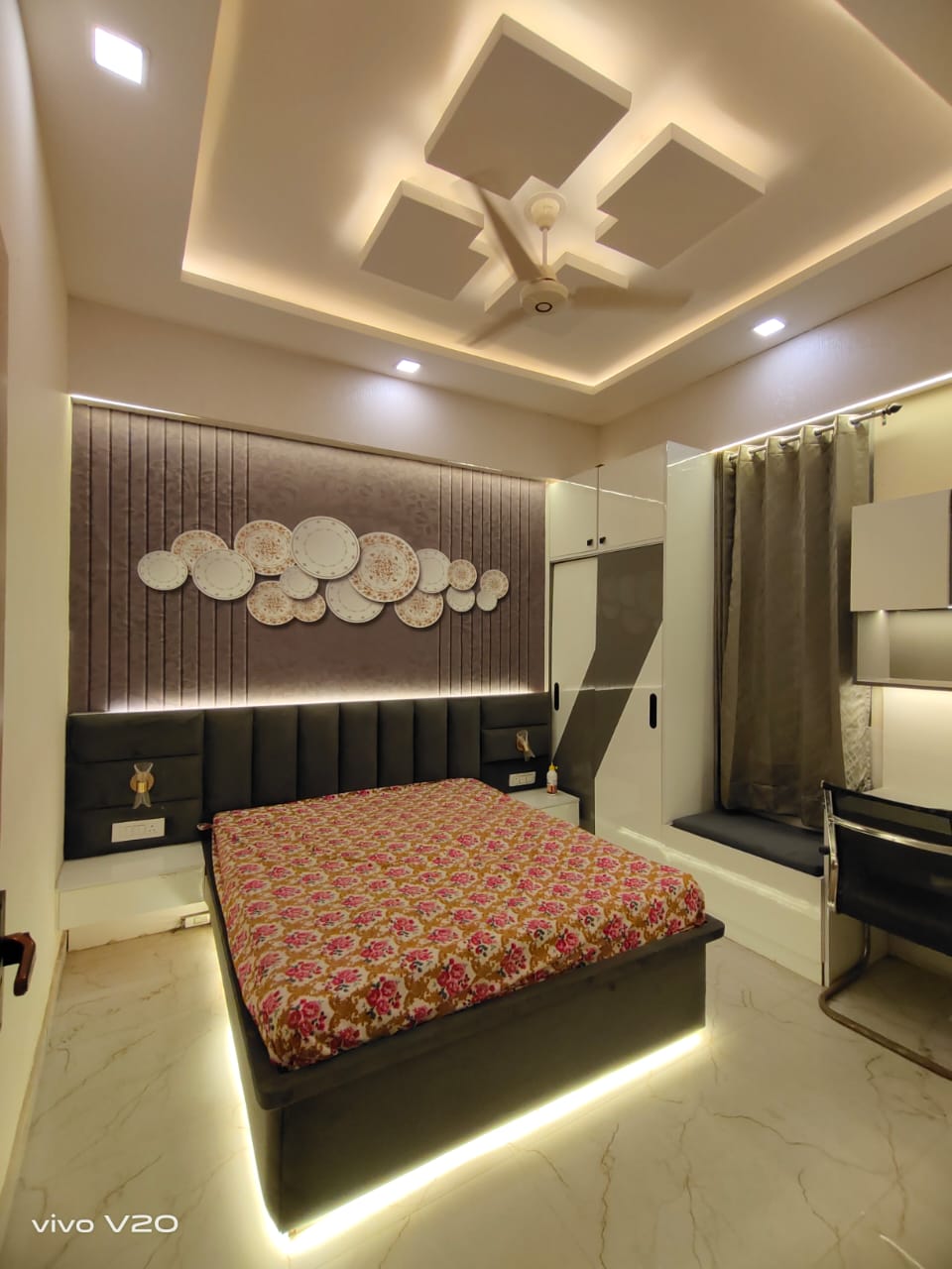 Studio+ Extra Room Apartment For Sale in Saraswati Galleria 