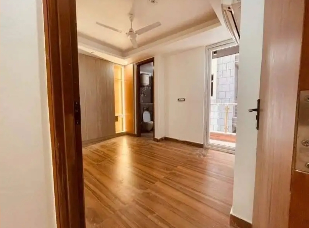 2 BHK Builder Floor For Rent in Saket