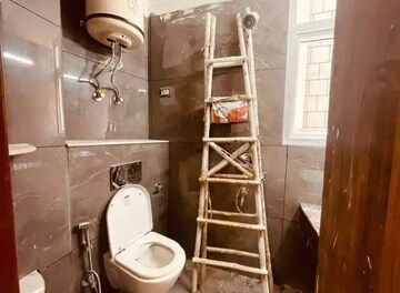 Bathroom in 2 BHK Builder Floor at Saket – for Rent