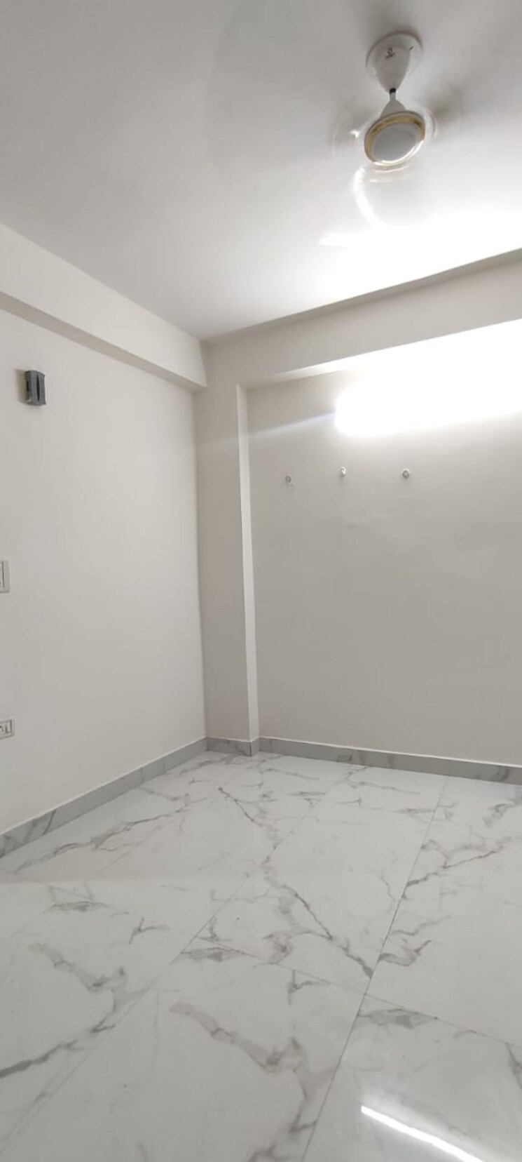 Room, saket 1 RK 400 Sq.Ft. Builder Floor In Saket Delhi 8903800