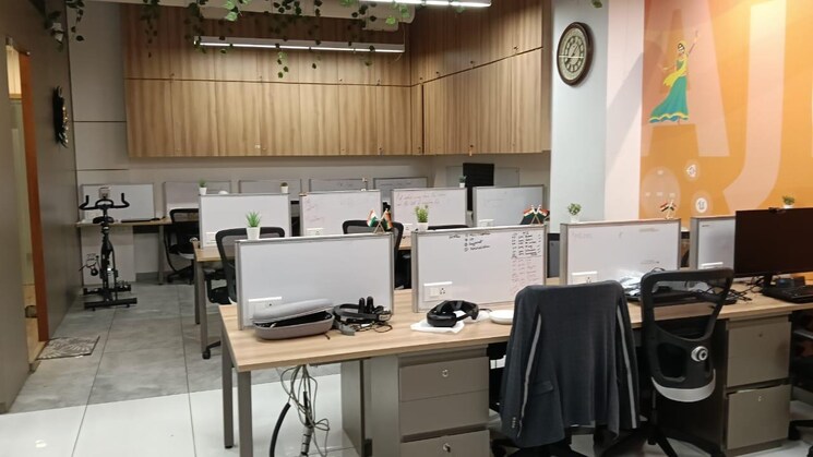 Team Area, lodha-supremus-2 Commercial Office Space 2384 Sq.Ft. In Wagle Industrial Estate Thane 8903826