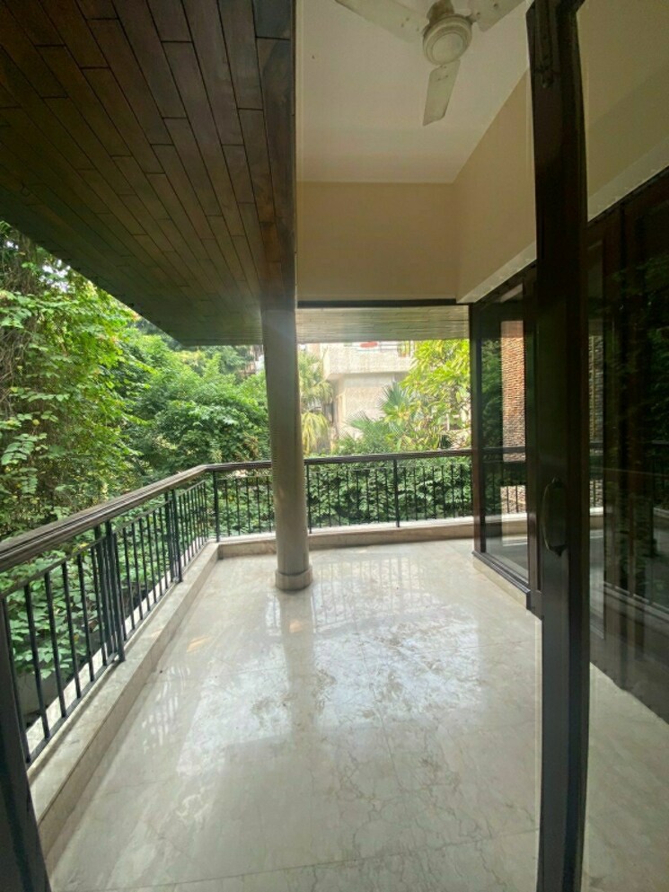 Balcony, shanti niketan 5 Bedroom 3600 Sq.Ft. Villa In Shanti Niketan Delhi 8903899
