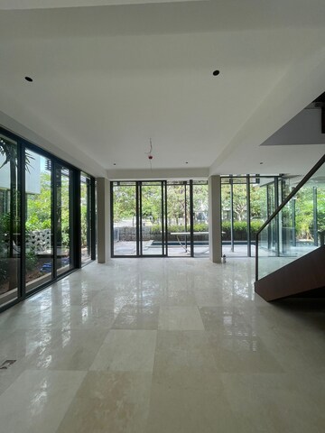 Room in 4 BHK Villa at Embassy Boulevard, Yelahanka – for Sale