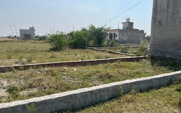 Plot For Sale in Tikawali